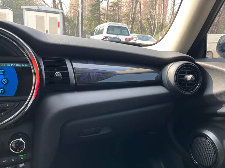 MINI Hatch — фото 13