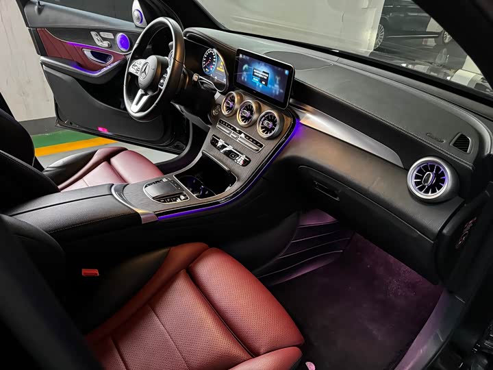 Mercedes-Benz GLC 2022 GLC 300 4 MATIC SUV — фото 9