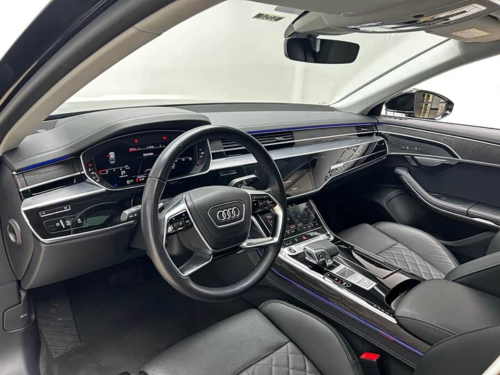 Audi A8 2023 A 8 L 50 TFSI quattro — фото 6