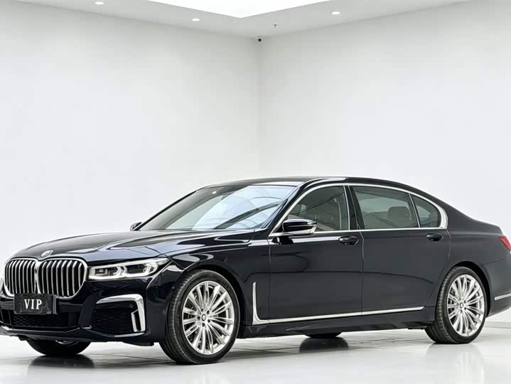 BMW 7-Series 2016 740 Li Leading