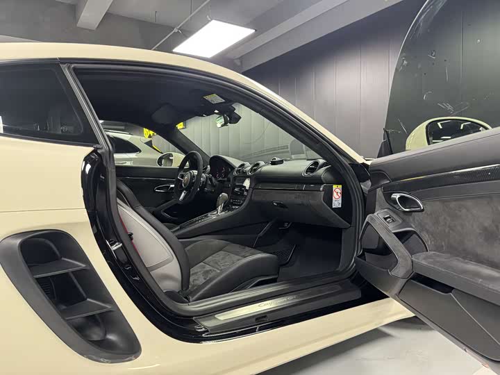 Porsche 718 2018 Cayman GTS 2.5 T — фото 5