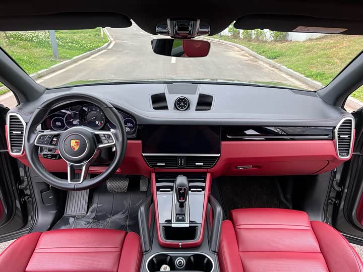 Porsche Cayenne 2019 Cayenne 3.0 T — фото 5