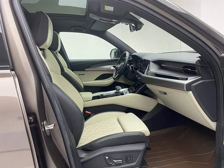 Audi Q6 2023 50 TFSI quattro edition one — фото 18