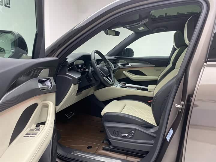 Audi Q6 2023 50 TFSI quattro edition one — фото 17
