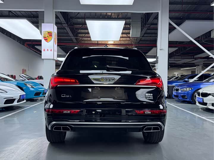 Audi Q5L 40T стиль-динамик — фото 17