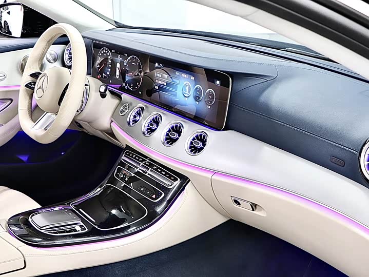 Mercedes-Benz E-Class 2023 E 260 — фото 13