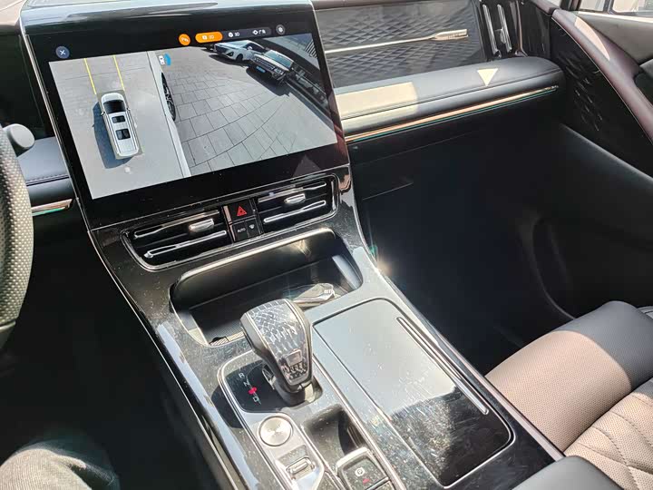 Trumpchi M8 2024 400 T — фото 13