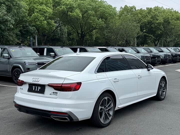 Audi A4L 40 TFSI стиль-динамик — фото 20
