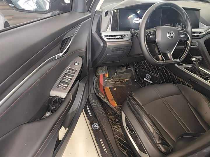 Changan CS75 PLUS 2022 1.5 T AT — фото 16