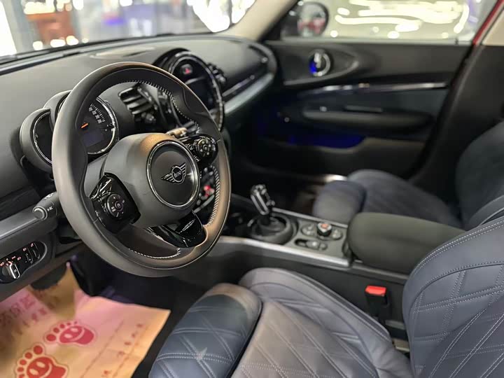 MINI Clubman — фото 7