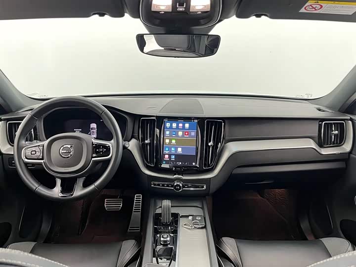 Volvo XC60 2022 B 5 4 WD — фото 5