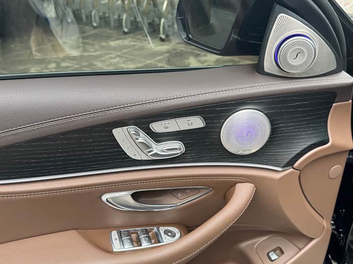 Mercedes-Benz E-Class 2023 E 300 L — фото 11