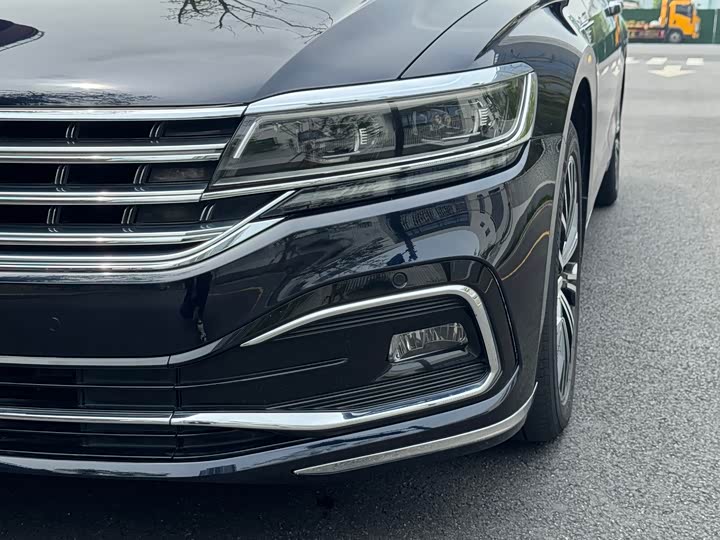 Volkswagen Phideon — фото 7