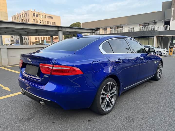 Jaguar XEL 2019 2.0 T 250 PS — фото 2