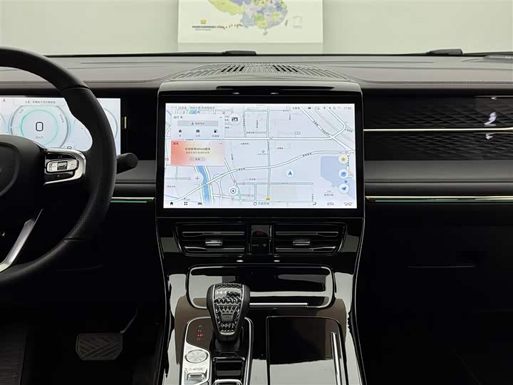 Trumpchi M8 2024 Hybrid — фото 11