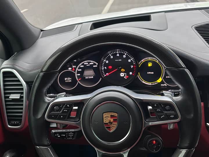 Porsche Cayenne 2019 Cayenne 3.0 T — фото 13