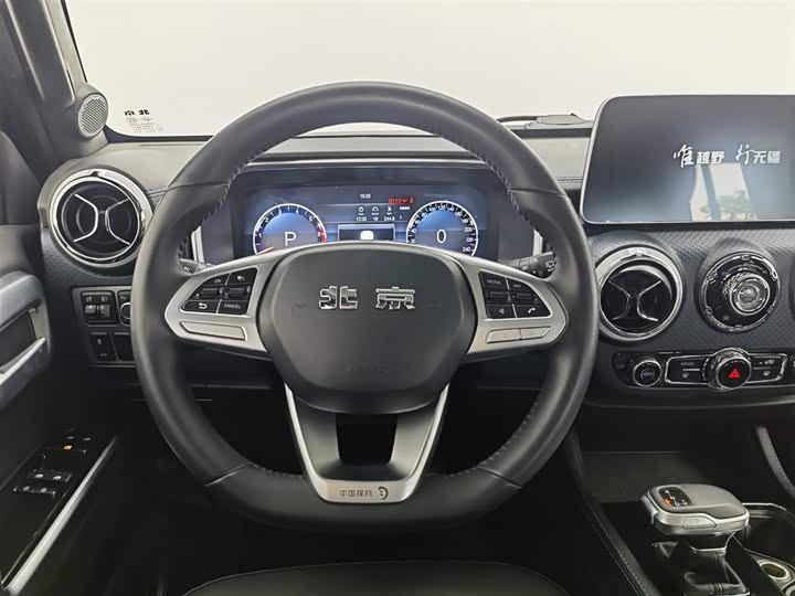 BAIC BJ 40 2023 2.0 T AT 4 WD — фото 11