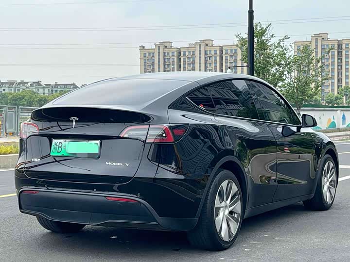 Tesla Model Y 2021 3 D 7 — фото 11