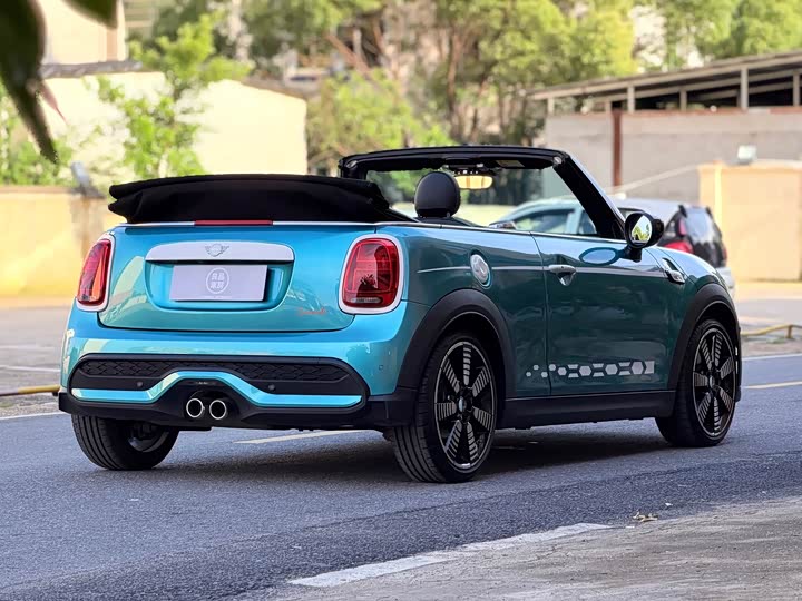 MINI Cabrio — фото 4