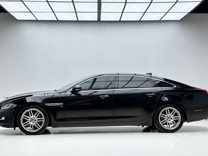 Jaguar XJ 2018 XJL 3.0 SC 2 WD — фото 3