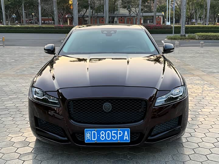 Jaguar XFL 2018 XFL 2.0 T 250 PS — фото 2