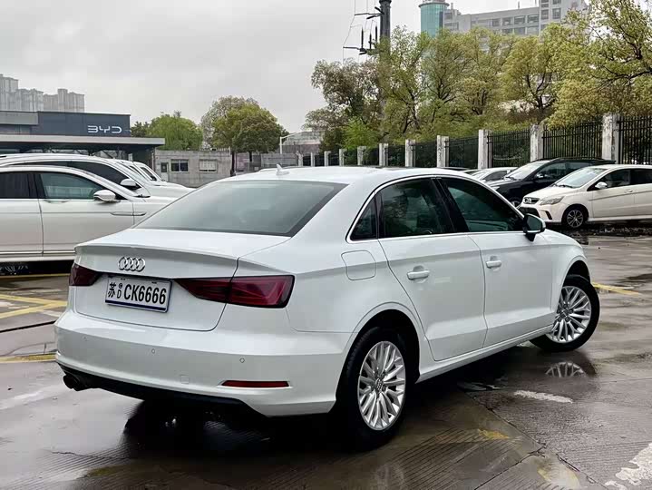 Audi A3 2016 Limousine 35 TFSI — фото 6