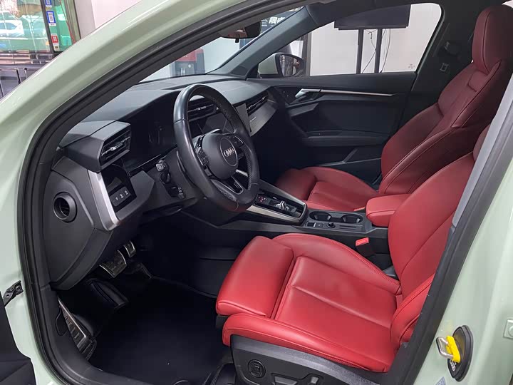 Audi A3 2023 Sportback 35 TFSI Sport — фото 7