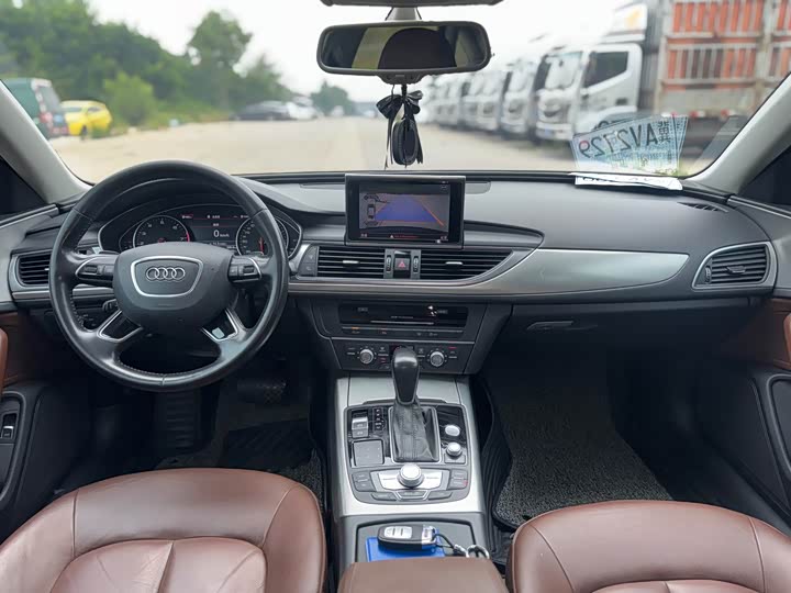 Audi A6L TFSI — фото 9