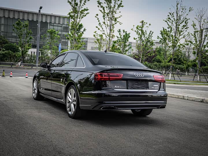 Audi A6L 2018 30 45 TFSI quattro Sport — фото 6