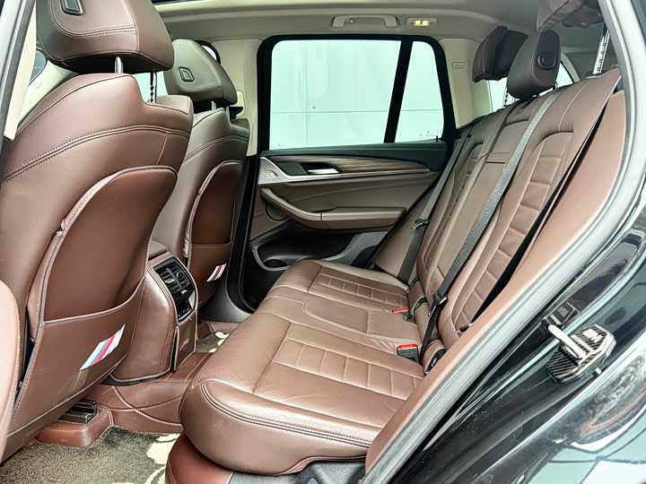 BMW X3 2021 x Drive 25i — фото 8