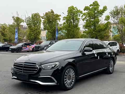 Mercedes-Benz E-Class 2023 E 300 L Luxury — фото 23