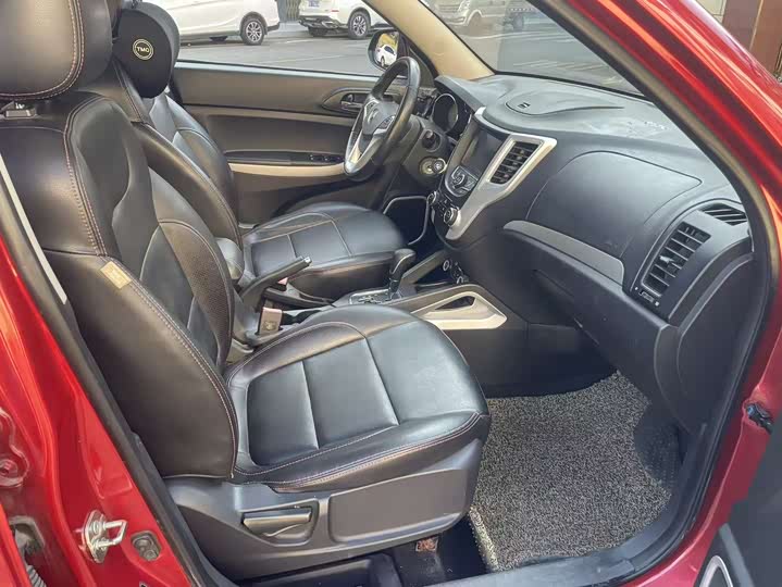 Changan CS35 2015 1.6 L ATLuxury V — фото 9