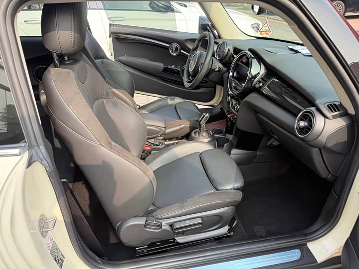 MINI Hatch — фото 13