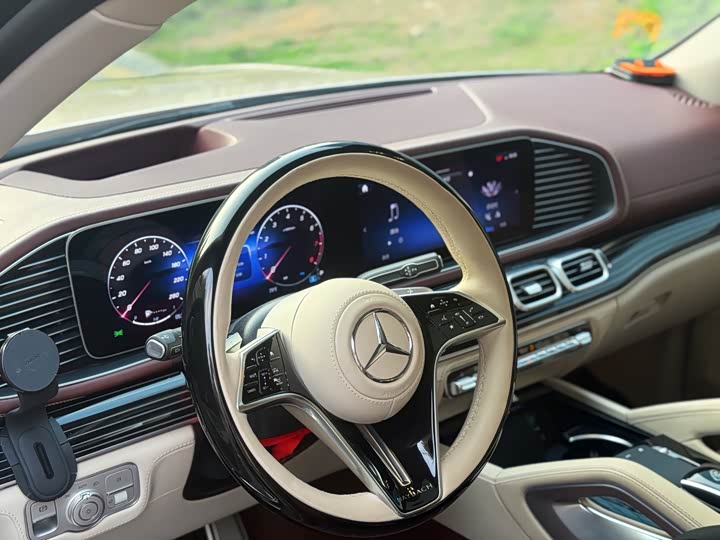Mercedes-Benz GLS 2024 GLS 450 4 MATIC Luxury — фото 4