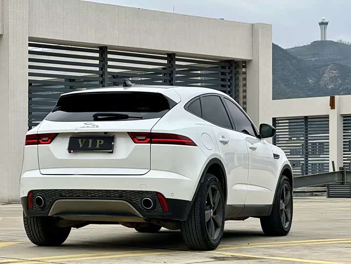 Jaguar E-PACE 2018 P 200 S V — фото 9