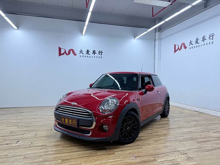 MINI Hatch — фото 1