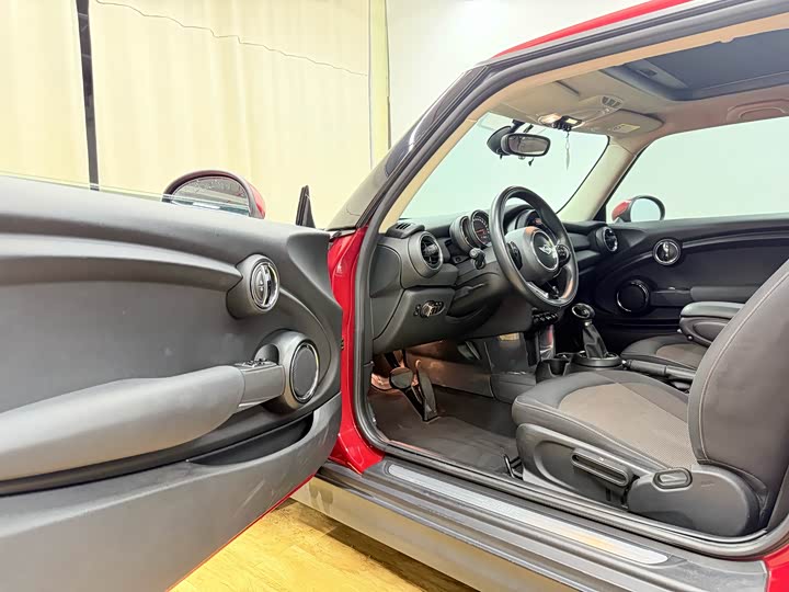 MINI Hatch — фото 19