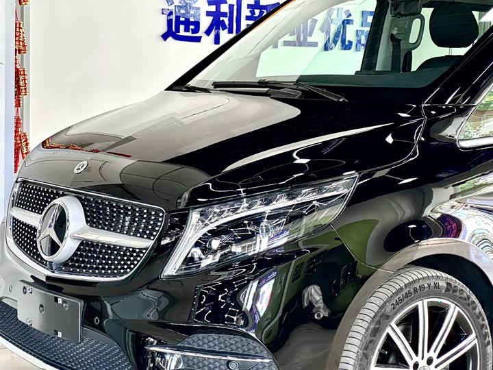 Mercedes-Benz V-Class 2022 V 260 L — фото 4