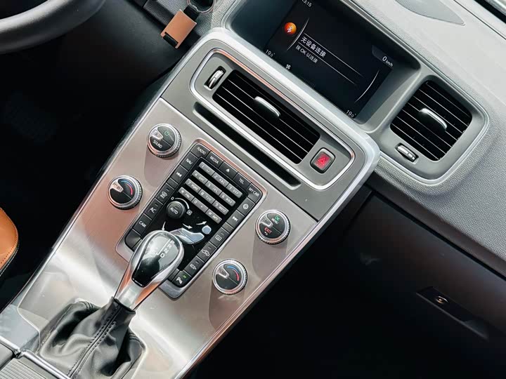 Volvo S60 2018 S 60 L T 5 — фото 16