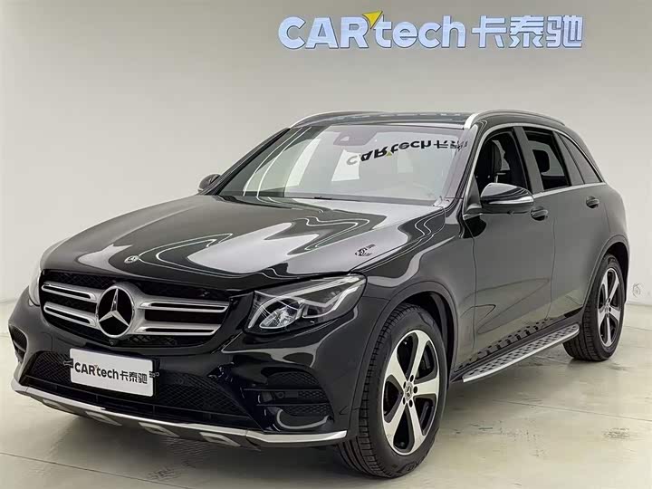 Mercedes-Benz GLC 2018 GLC 260 4 MATIC Luxury — фото 1
