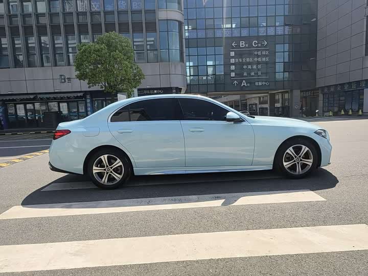 Mercedes-Benz C-Class 2022 C 200 L — фото 6