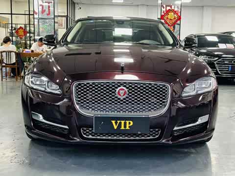Jaguar XJ 2016 XJL 2.0 T 2 WD — фото 17