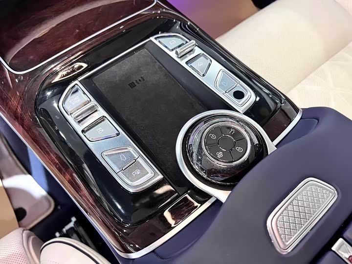 Hongqi Guoya — фото 25