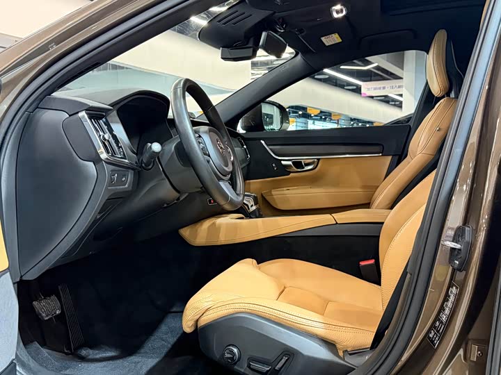 Volvo V90 2017 Cross Country T 5 AWD — фото 16