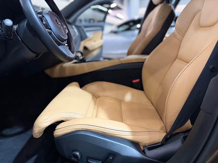 Volvo V90 2017 Cross Country T 5 AWD — фото 27