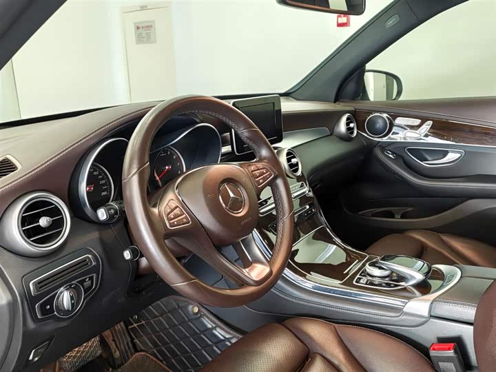 Mercedes-Benz GLC 2019 GLC 260 4 MATIC — фото 11