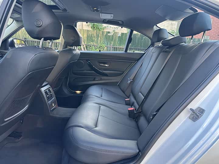 BMW 3 Series 320Li стиль — фото 10