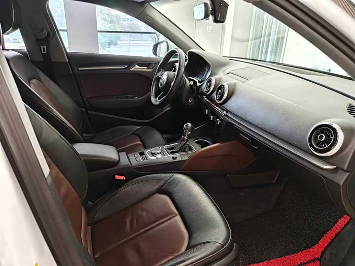 Audi A3 2018 30 Sportback 35 TFSI — фото 13