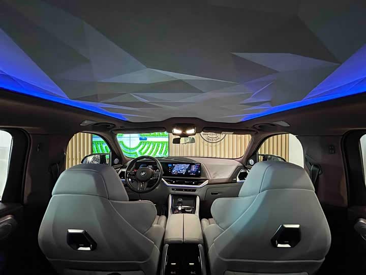 BMW XM 2023 Base — фото 14