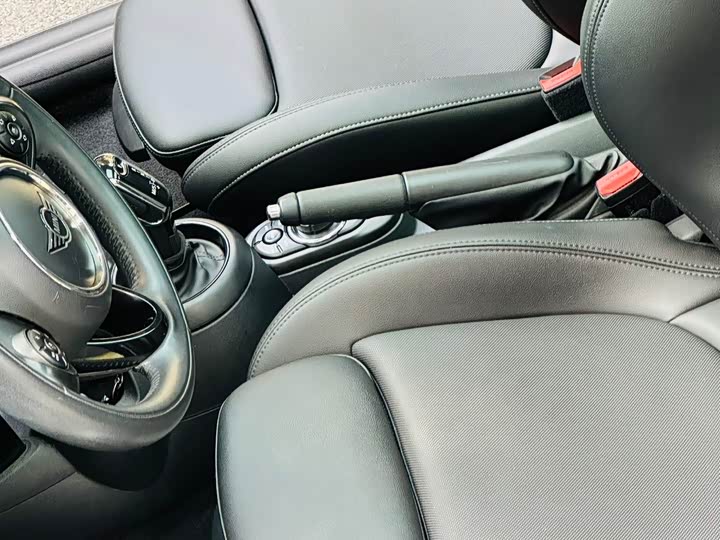 MINI Hatch — фото 17